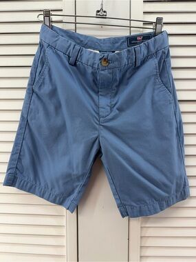 Vineyard Vines boys size 10 Light Blue Flat Front Shorts